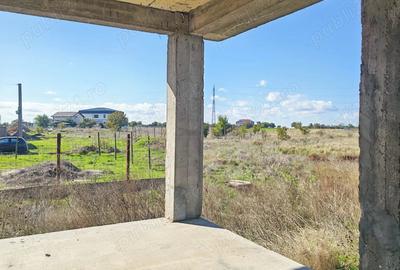 Casa la rosu de vanzare in Constanta - 2
