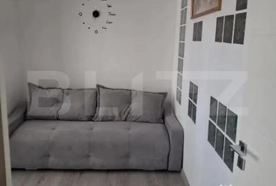 Apartament cu 3 camere semidecomandat în Florești