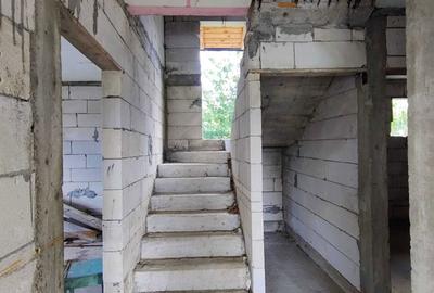 Casă cu 4 camere în Voitinel - 3