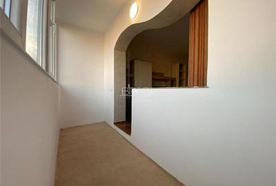 Apartament cu 2 camere decomandat, mobilat în Tractorul - 8