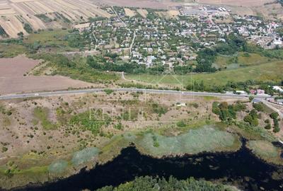 Teren langa lac Naipu - 2