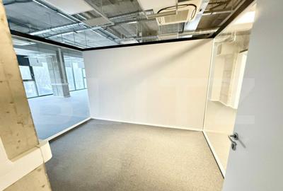 Spa?iu de birouri de inchiriat 250 mp, par?ial finisa - 1