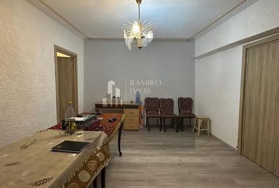 Apartament cu 3 camere decomandat în Apărătorii Patriei - 13
