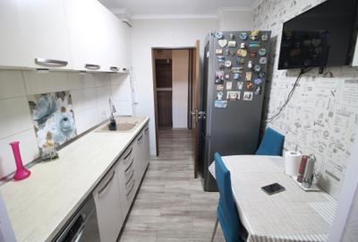 Ap. 3dec. Micro 17, etaj 3, renovat, mobilat si utilat - 8