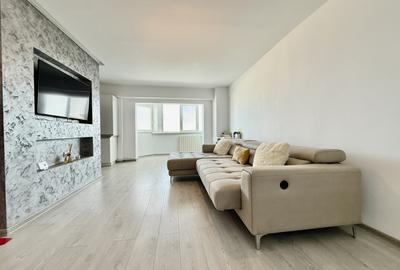 Apartament cu 2 camere semidecomandat, mobilat în Faleza Nord