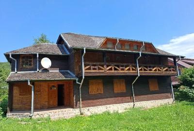 Casă cu Teren 800 Mp în Lepșa - 5