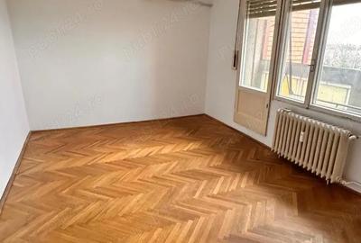 Apartament cu 4 camere semidecomandat în Polivalentă - 6