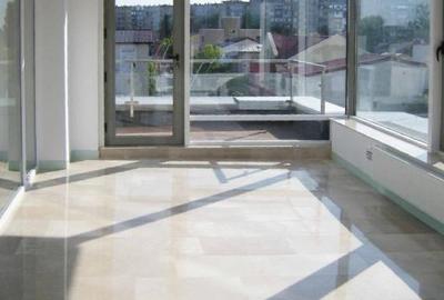 Spațiu comercial, de 250 mp, în 1 Mai - 6