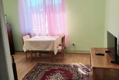 Chirie disponibila ,1cam 20mp zona Lidl C.Baciului 250 eur - 2