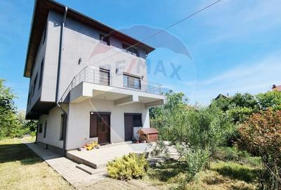 Casă individuală cu 5 camere cu Teren 2436 Mp în Alexandriei - 1