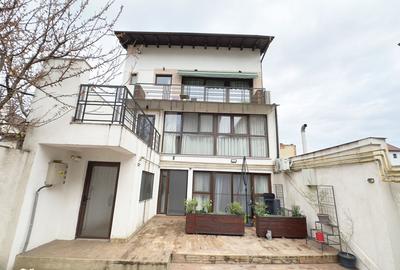 Apartament spatios cu 5 camere, vila 2010! - 11