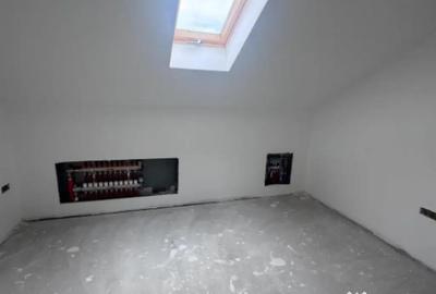 Casă cu 5 camere cu Teren 800 Mp în Horodnic - 6