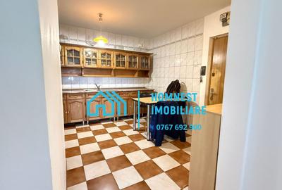 Apartament cu 3 camere decomandat în Giurgiului - 3