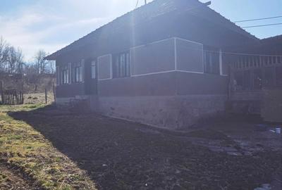 Casă cu 4 camere în Leasa - 2