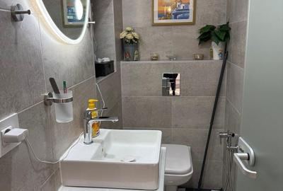 Casă cu 5 camere cu Teren 250 Mp în Central - 4