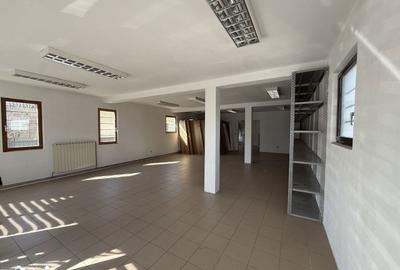 Casă cu 3 camere cu Teren 650 Mp în Central - 1