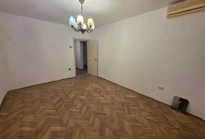 Apartament cu 3 camere decomandat în Olimpia-Stadion - 1