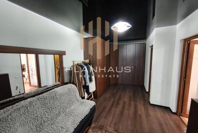 Casă cu 5 camere cu Garaj în Central - 3