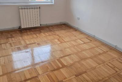 Apartament cu 4 camere decomandat în Sud - 15