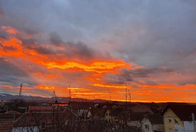 Apartament cu 4 camere semidecomandat în Piața Cluj - 14