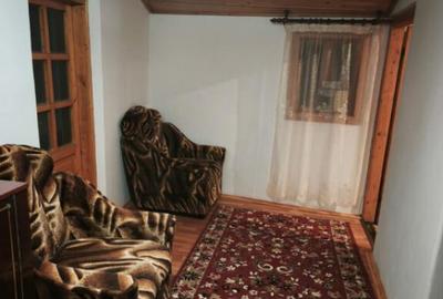 Casa de vanzare, cu 3 camere, 80 mp, 900 mp teren, Siret - 6