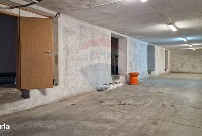 Spațiu comercial, de 400 mp, în Est - 13