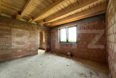 Casă cu 4 camere cu Teren 555 Mp în Central - 6