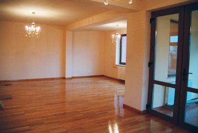 Vila Individuala 5 Camere Iancu Nicolae | P+1 | Pretabil birouri | Garaj | Curte - 2