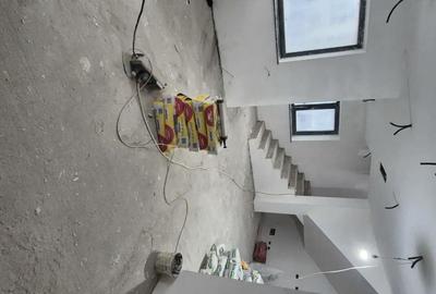 Spațiu comercial, de 280 mp, în Central - 5