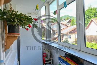 Apartament 2 camere de vanzare, Renovat | Azuga, Prahova | Comision 0% - 7