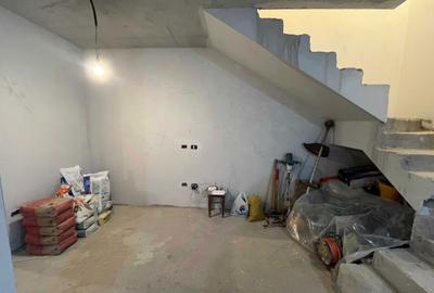 Casă cu 2 camere cu Teren 250 Mp în Vânători - 3