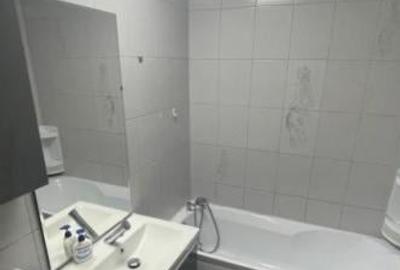 Apartament cu 2 camere decomandat, mobilat în Apărătorii Patriei - 2