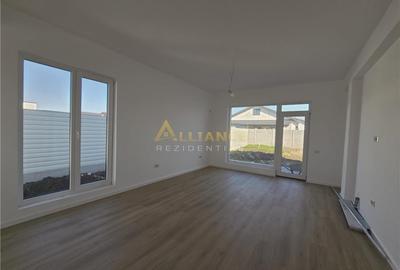 Casă cu 3 camere cu Teren 438 Mp în Berceni - 2