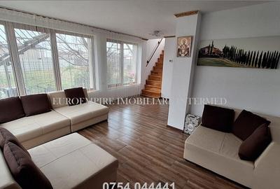 Vila+casa de vanzare in Constanta, zona Km 5 - 8