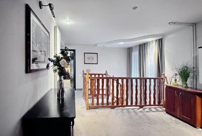 Casă individuală cu 9 camere cu Canalizare în Florilor - 8