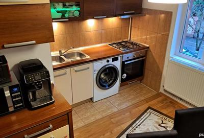 Inchiriez Ap 2 Camere Pacii + Parcare Privata - 3