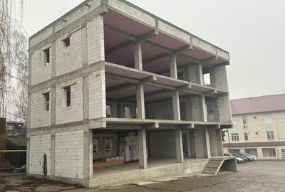 Spațiu comercial, de 400 mp, în Fălticeni - 1