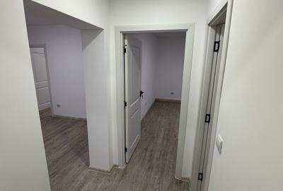 Apartament cu 3 camere decomandat în Central - 2
