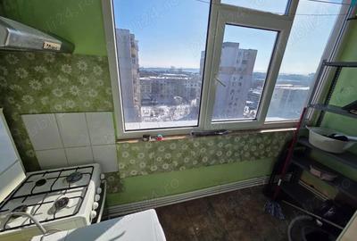 Apartament cu 2 camere semidecomandat în Țiglina 2