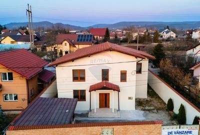 Casă cu 6 camere cu Teren 380 Mp în Găvana - 11