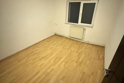 Apartament cu 4 camere decomandat în Obcini - 2