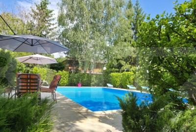 Proprietate Exclusivista: 2 Case, Piscina ?i Teren de Ten - 29