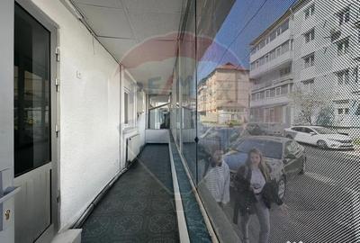 Spațiu comercial, de 44 mp, în Mărăței - 7