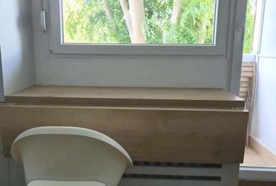 Garsonieră în Titan