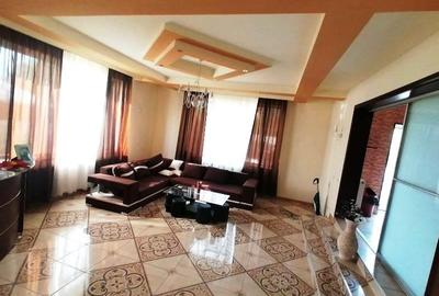 Vila individuala -  7 camere- Domnesti - Tudor Vladimirescu- 400 mp teren - 1850 - 2