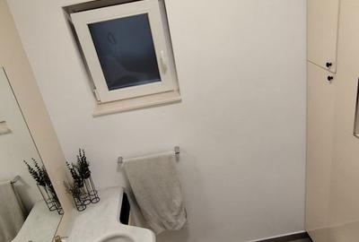 Casă cu 5 camere cu Teren 250 Mp în Florești - 3