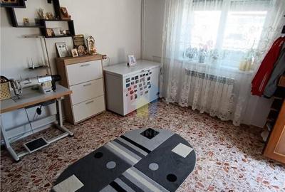 VILA, P 1, Caramida si Boltari, zona Centru - 13