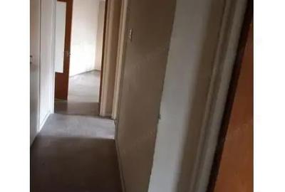 Apartament cu 3 camere semidecomandat în Tineretului - 8