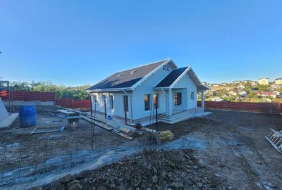 CASA INDIVIDUALA 4 CAMERE + BECI , PLACA DE BETON PESTE ETAJ , VALEA ADANCA CASA INDIVIDUALA 4 CAMERE + BECI , PLACA DE BETON PESTE ETAJ , VALEA ADANCA - 2