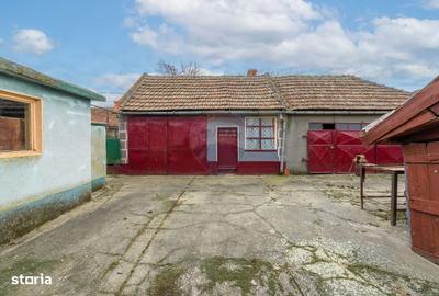 Casă cu 3 camere în Sânleani - 12